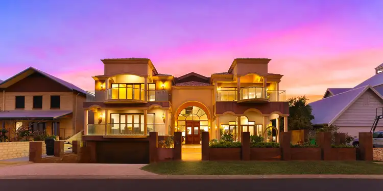 17 The Strand, Bunbury WA 6230