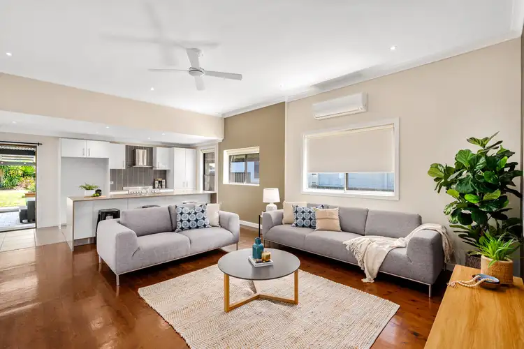 41 Macquarie Street, Swansea NSW 2281