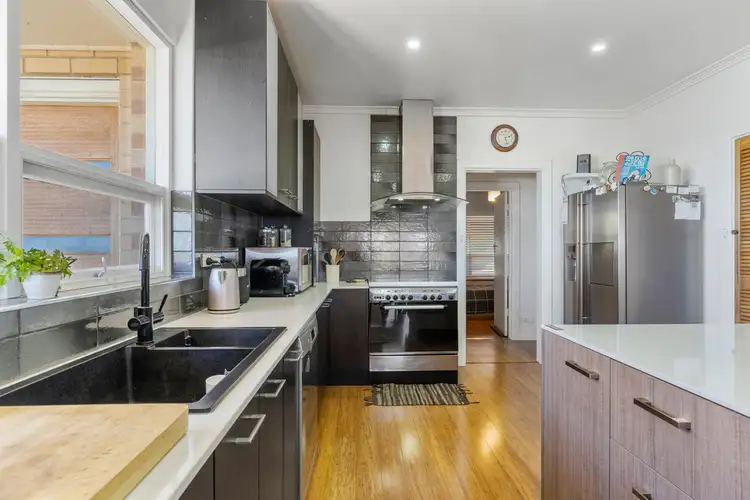3 O'Leary Street, Victor Harbor SA 5211