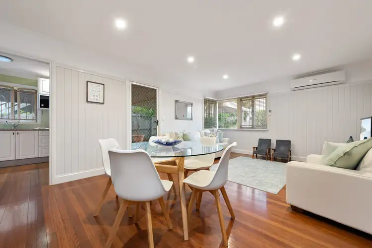 15 Bilsand Street, Tarragindi QLD 4121