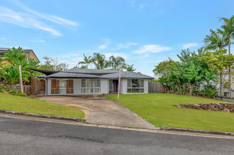 16 Carrabean Avenue, Ashmore QLD 4214