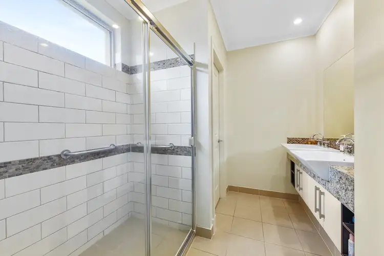 Fifth view of Homely house listing, 11 Satin Street, Cranbourne VIC 3977