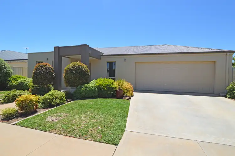 Third view of Homely house listing, 2 Barraclough Way, Mildura VIC 3500