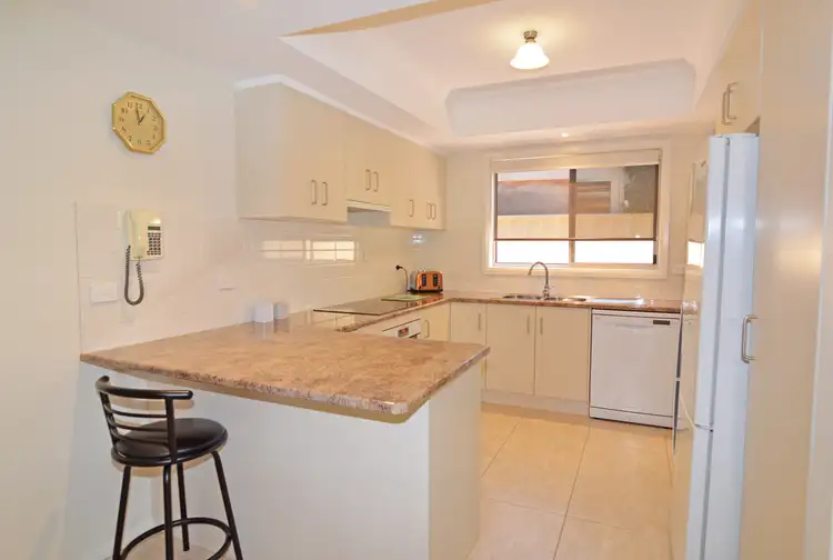 Sixth view of Homely house listing, 2 Barraclough Way, Mildura VIC 3500