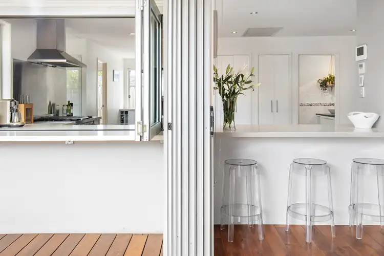 Sixth view of Homely house listing, 16 Firmin Court, Mermaid Waters QLD 4218