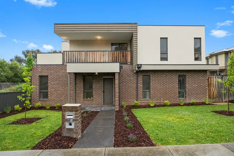 1/3 Mossfield Avenue, Ferntree Gully VIC 3156