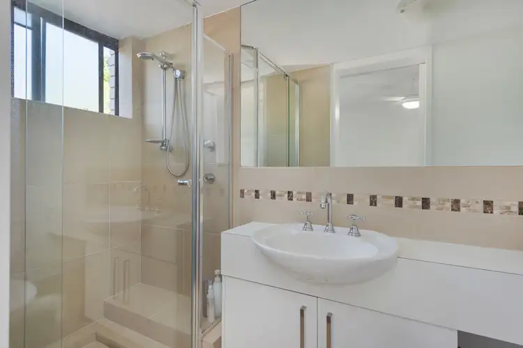 Seventh view of Homely unit listing, 25/40 Murev Way, Carrara QLD 4211