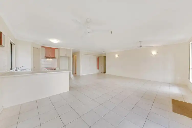 Sixth view of Homely semi-detached listing, 2B LINHOW CRESCENT, Clinton QLD 4680