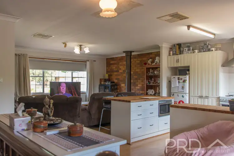 Fifth view of Homely house listing, 15 Cedar Crescent, Tumut NSW 2720