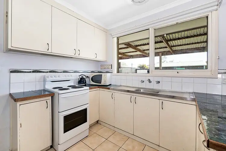 Fourth view of Homely house listing, 33 Fenfield Street, Cranbourne VIC 3977