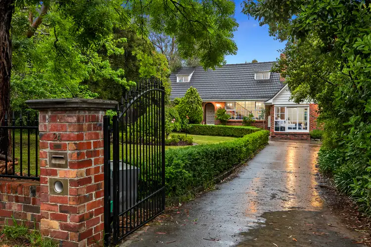 24 Hillside Avenue, Boronia VIC 3155