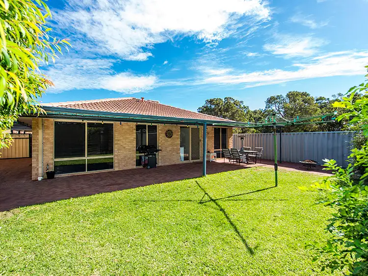 52 Edwards Entrance, Stratton WA 6056