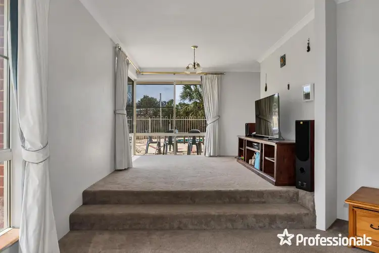 Fourth view of Homely house listing, 10 Ponders Cove, Safety Bay WA 6169