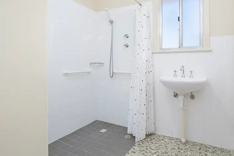 Sixth view of Homely house listing, 52 Jones Street, Berri SA 5343