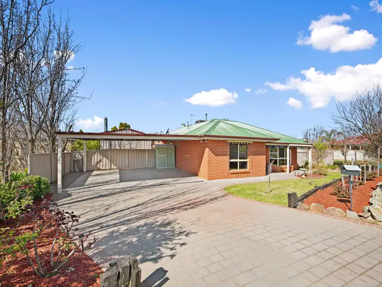 Second view of Homely house listing, 10 Bel-Air Street, Wodonga VIC 3690