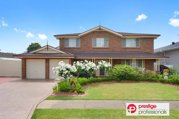 7 Castle Rock Court, Wattle Grove NSW 2173