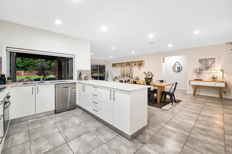 Fifth view of Homely house listing, 10 Warrenwood Place, Langwarrin VIC 3910