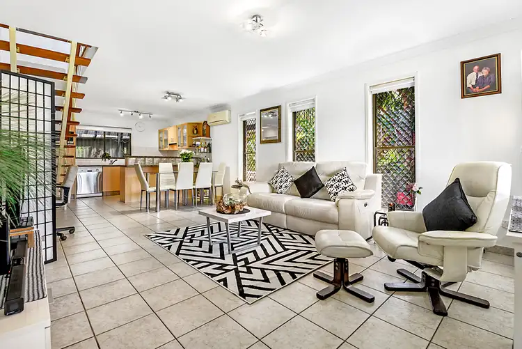 Sixth view of Homely townhouse listing, 2/7 Vona Place, Labrador QLD 4215