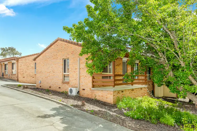 8/2 Lazarus Crescent, Queanbeyan NSW 2620