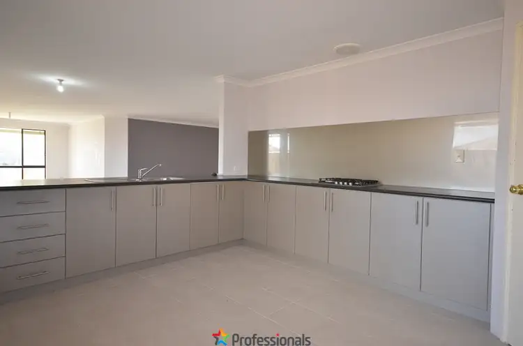 12 Pelora View