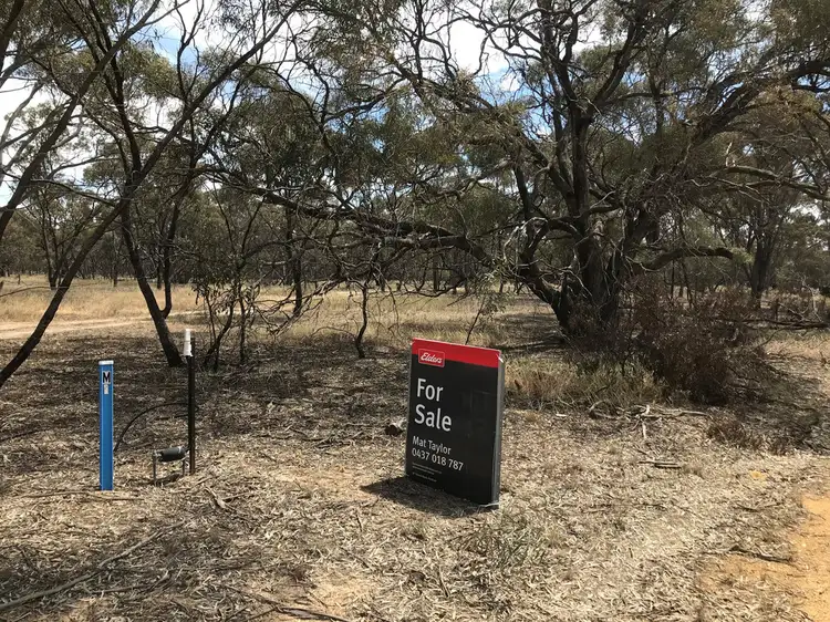 100 Burnt Clay Road, Lubeck VIC 3381