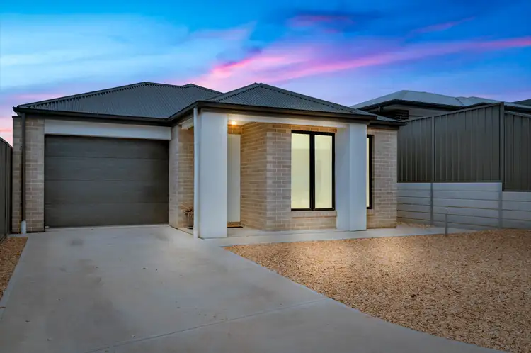 Second view of Homely house listing, 8 Emperor Way, Hackham SA 5163