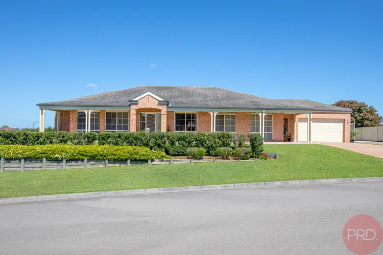 1 Drayton Crescent, Thornton NSW 2322