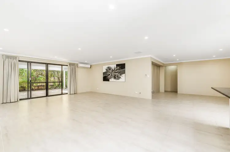Third view of Homely house listing, 6 Ray Gardiner Vista, Tapping WA 6065