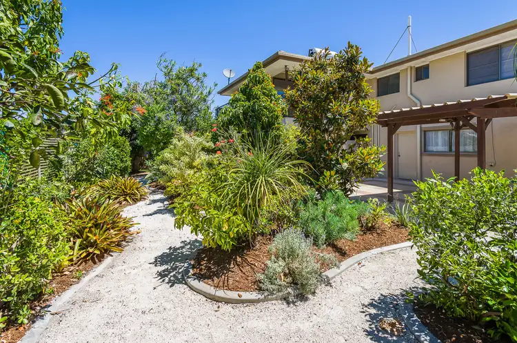Second view of Homely house listing, 8 Viola Avenue, Hollywell QLD 4216