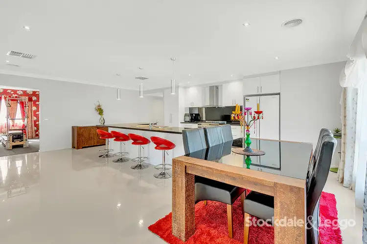 Fifth view of Homely house listing, 33 Thorngrove Avenue, Craigieburn VIC 3064