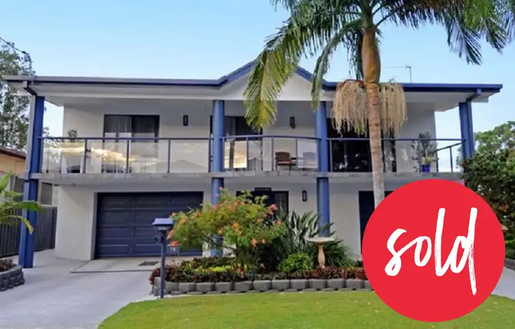 16 Boronia Crescent, North Haven NSW 2443