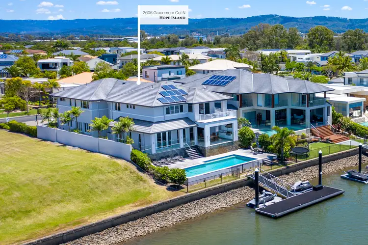 2605 Gracemere Circuit North, Hope Island QLD 4212