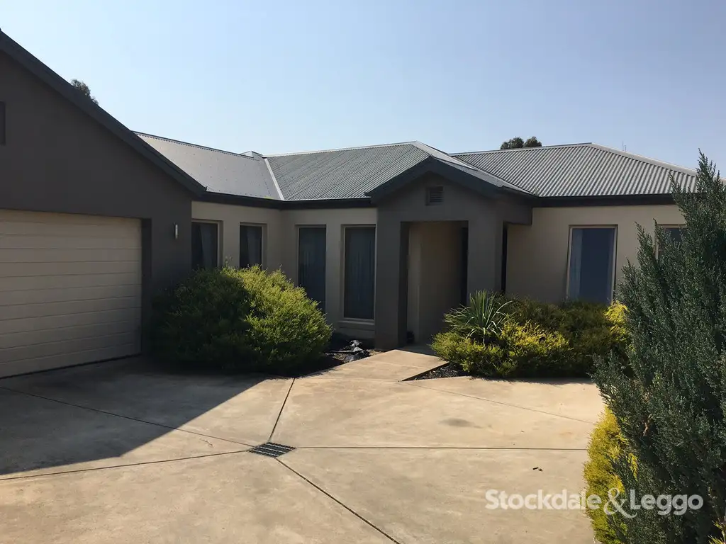 Main view of Homely townhouse listing, 2/22 Menzies Crescent, Shepparton VIC 3630