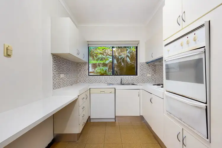 Fourth view of Homely apartment listing, 2/186 Old South Head Road, Bellevue Hill NSW 2023