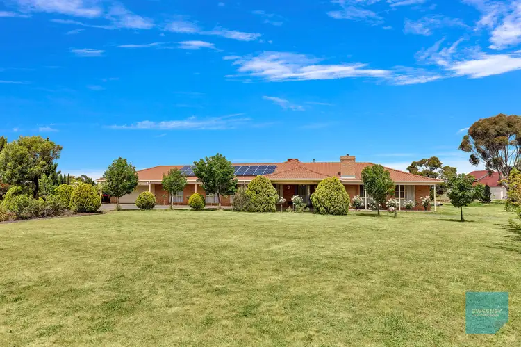 1 Boronia drive, Hillside VIC 3037