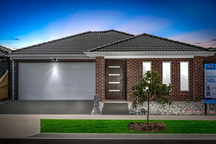 Second view of Homely house listing, 8 Eastrow Avenue, Donnybrook VIC 3064