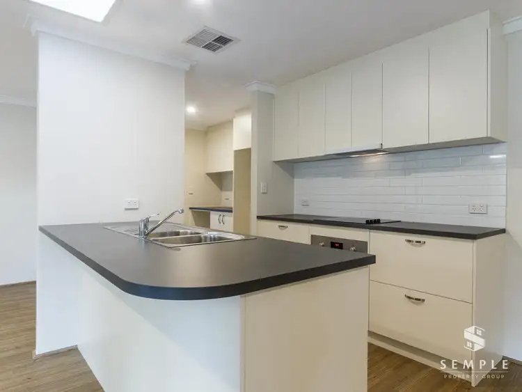 Seventh view of Homely house listing, 11 Grassbird Loop, Yangebup WA 6164