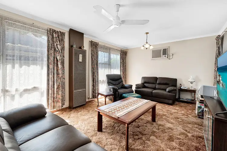 Fourth view of Homely house listing, 37 Valepark Crescent, Cranbourne VIC 3977