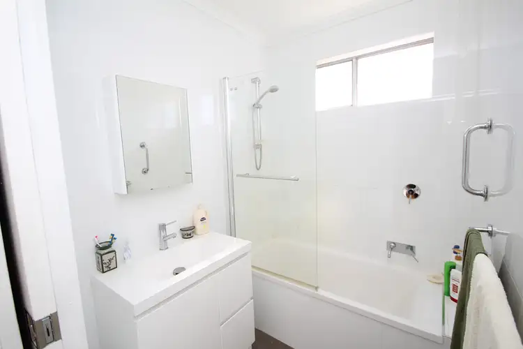 Fourth view of Homely house listing, 9 Fechler Avenue, Horsham VIC 3400