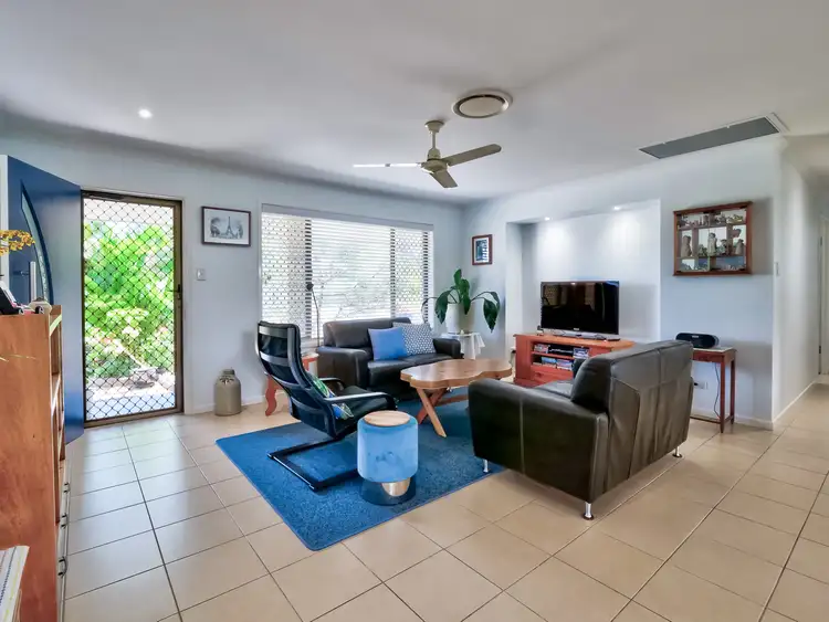 Fourth view of Homely house listing, 1 Maureen Court, Point Vernon QLD 4655