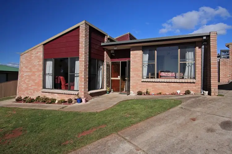 3 Sanderson place