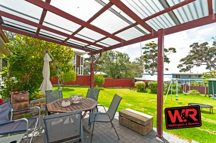 23 Maitland Avenue, Little Grove WA 6330