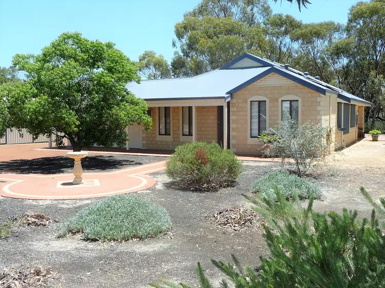 44 SOUTH STREET, York WA 6302