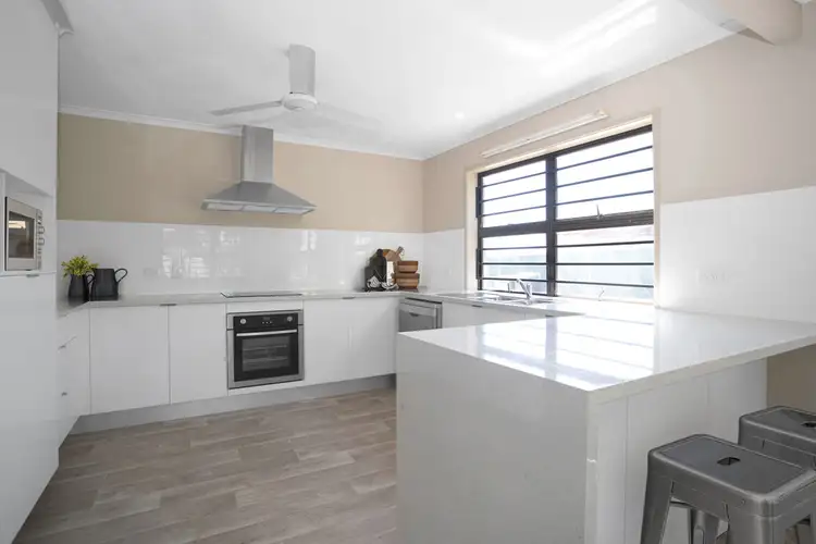 11 Lawrie Street, Sarina QLD 4737