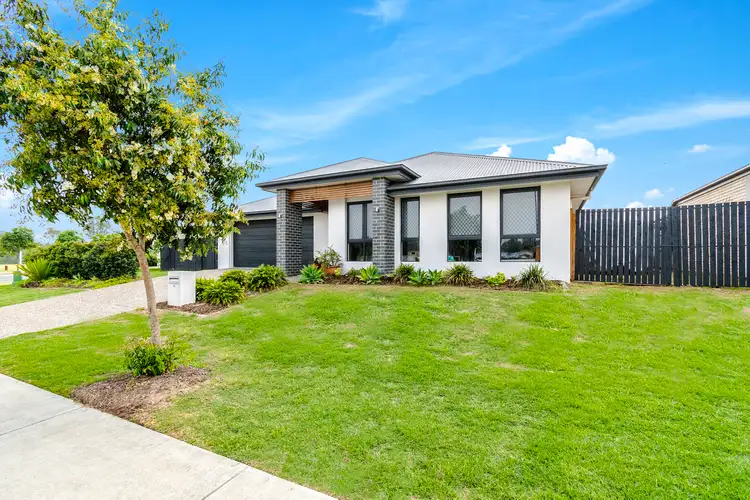 18 Splendid Drive, South Ripley QLD 4306