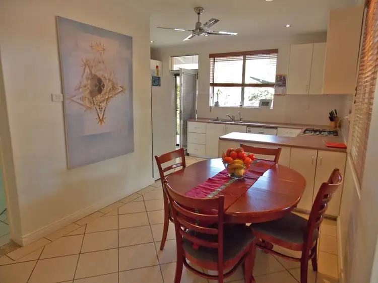 Fifth view of Homely house listing, 1/7 Memorial Avenue, Alice Springs NT 870