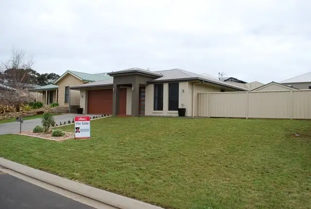 Second view of Homely house listing, 20 Mayflower Court, Mount Gambier SA 5290