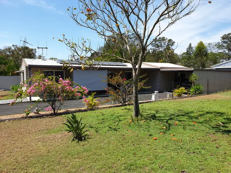 37 High School Road, Gin Gin QLD 4671