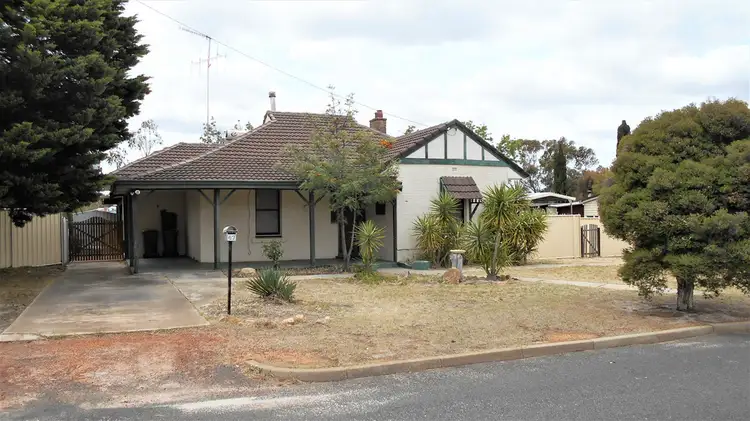 47 Bokarup Street, Katanning WA 6317