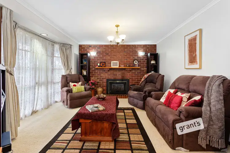 Second view of Homely house listing, 2 Kate Court, Pakenham VIC 3810